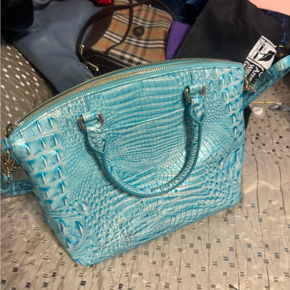 Beautiful blue purse. - Picture 2 of 4